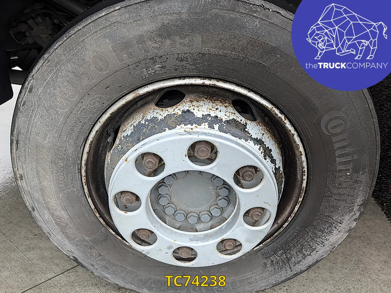 Camión caja cerrada Mercedes-Benz Atego 1221: foto 12