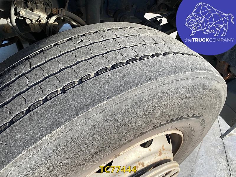 Mercedes-Benz Axor 1828 - Camión lona: foto 4 Mercedes-Benz Axor 1828 - Camión lona: foto 4