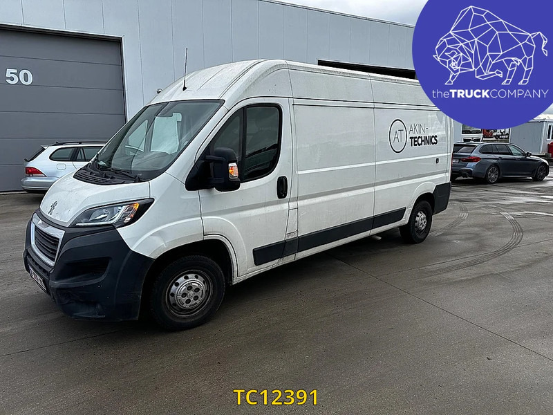Furgón Peugeot Boxer L3H2: foto 1