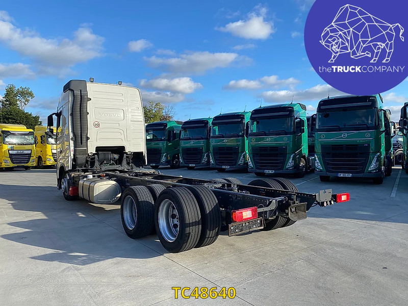 Volvo FH 460 - Camión chasis: foto 2 Volvo FH 460 - Camión chasis: foto 2