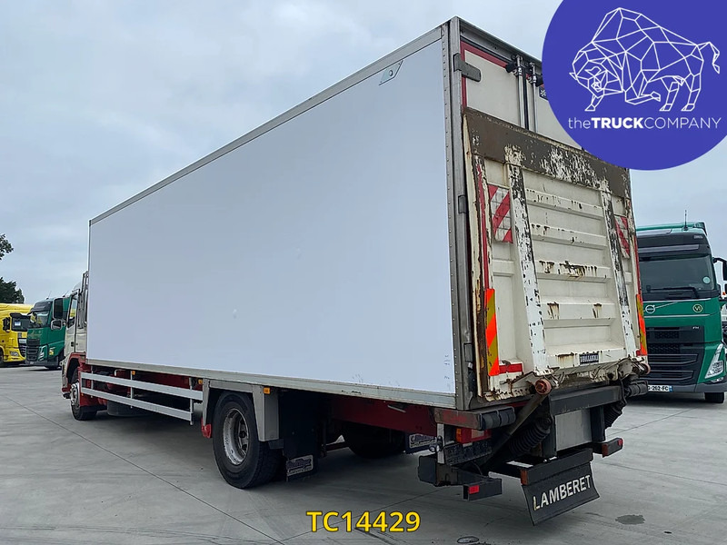 Volvo FM 330 - Camión frigorífico: foto 2 Volvo FM 330 - Camión frigorífico: foto 2