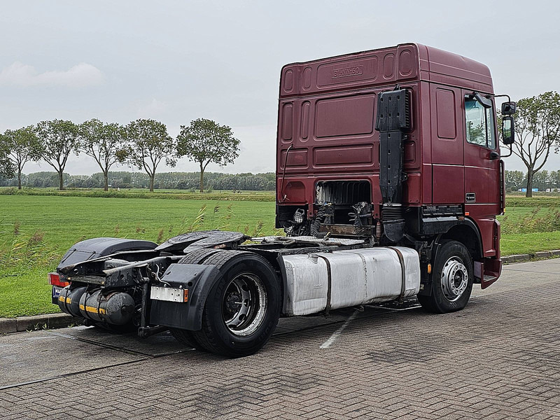 DAF XF 95.380 SPACECAB EURO 2 - Cabeza tractora: foto 3 DAF XF 95.380 SPACECAB EURO 2 - Cabeza tractora: foto 3