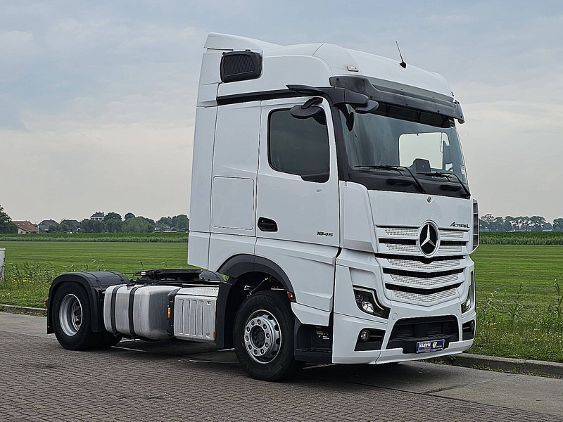 Mercedes-Benz ACTROS 1845 LS BIGSPACE LED 2X TANK - Cabeza tractora: foto 5 Mercedes-Benz ACTROS 1845 LS BIGSPACE LED 2X TANK - Cabeza tractora: foto 5
