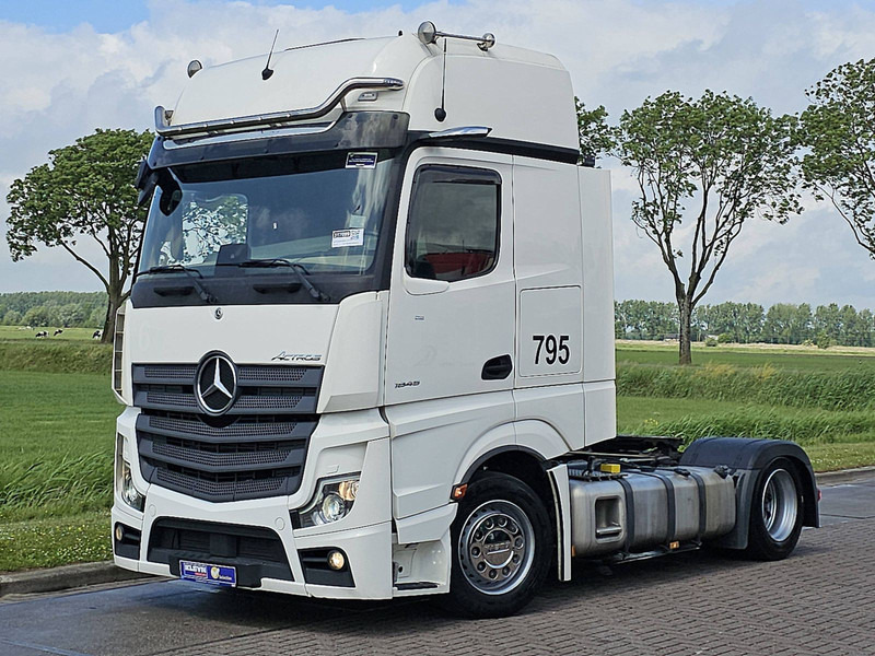 Mercedes-Benz ACTROS 1845 LS NR MP5 GIGASP. RET. - Cabeza tractora: foto 2 Mercedes-Benz ACTROS 1845 LS NR MP5 GIGASP. RET. - Cabeza tractora: foto 2