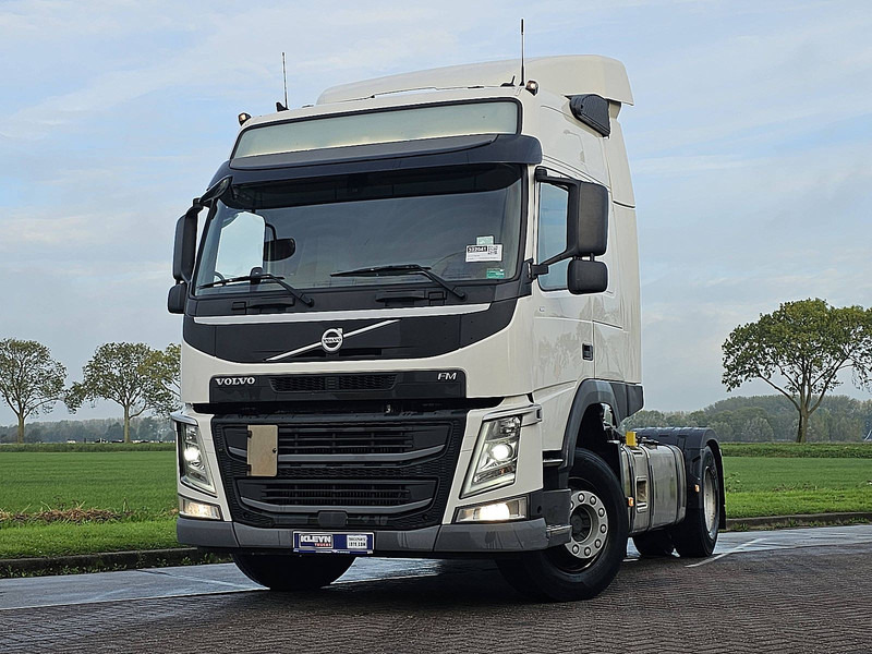 Volvo FM 450 GLOBETROTTER ADR - Cabeza tractora: foto 1 Volvo FM 450 GLOBETROTTER ADR - Cabeza tractora: foto 1