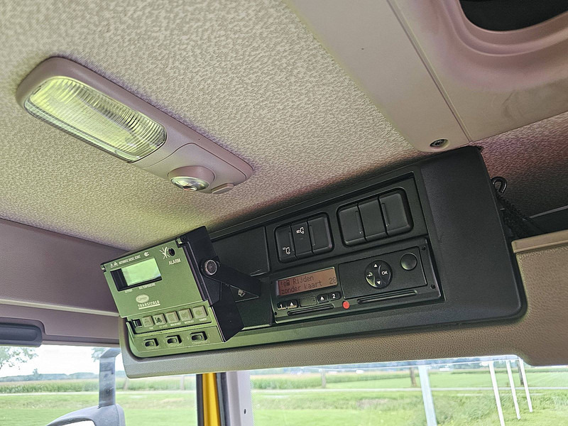 Camión frigorífico DAF CF 220 CARRIER LIFT DOORS: foto 11 Camión frigorífico DAF CF 220 CARRIER LIFT DOORS: foto 11