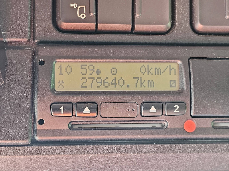 Camión frigorífico DAF CF 220 CARRIER LIFT DOORS: foto 9 Camión frigorífico DAF CF 220 CARRIER LIFT DOORS: foto 9