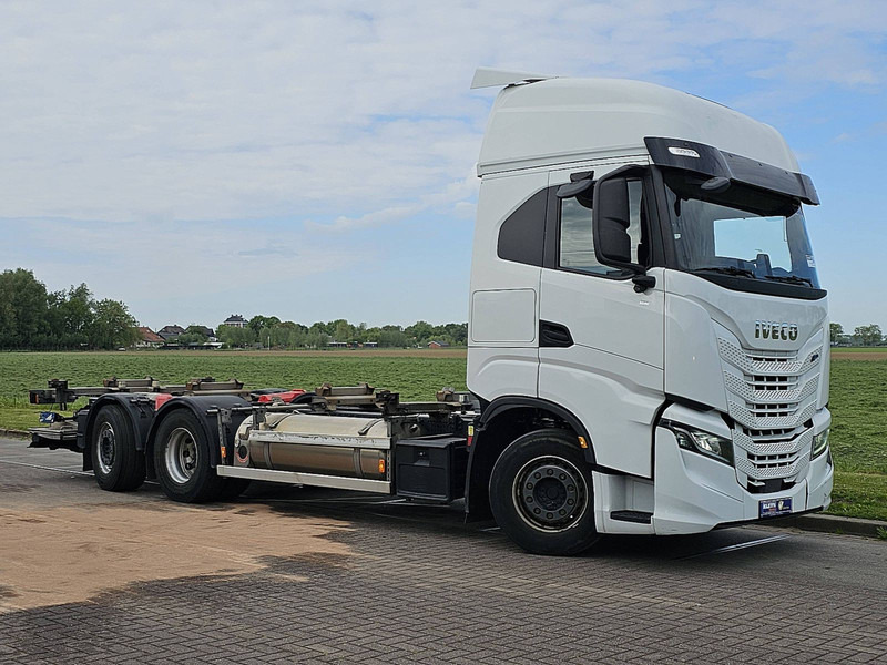 Iveco S-WAY AS260S46 LNG INT. STEERAXLE - Camión portacontenedore/ Intercambiable: foto 5 Iveco S-WAY AS260S46 LNG INT. STEERAXLE - Camión portacontenedore/ Intercambiable: foto 5