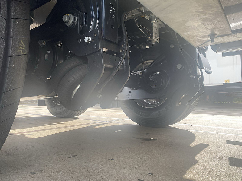 Semirremolque caja cerrada KLEYN TRAILERS TFSH 18 KOFFER NIEUW HH VLOER KLEP: foto 8