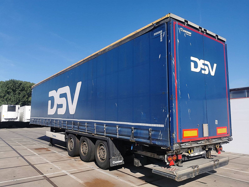 Krone SDP 02 BÄR 2 TONS TAILLIFT - Semirremolque lona: foto 5 Krone SDP 02 BÄR 2 TONS TAILLIFT - Semirremolque lona: foto 5