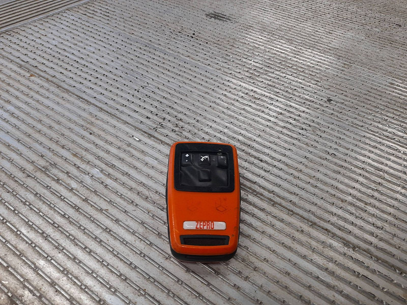 Camión caja cerrada MAN 12.220 TGL BL AIRCO TAILLIFT: foto 14