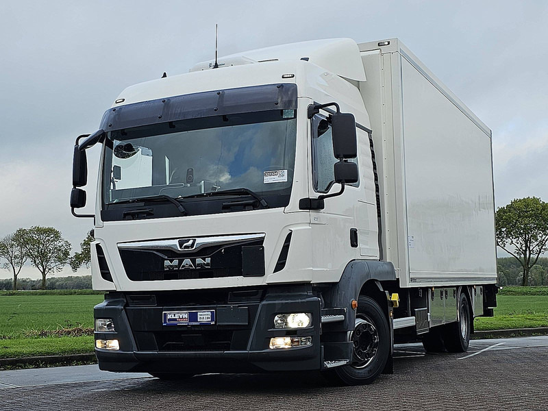 MAN 12.250 TGM LX HEATER 2T LIFT - Camión frigorífico: foto 1 MAN 12.250 TGM LX HEATER 2T LIFT - Camión frigorífico: foto 1