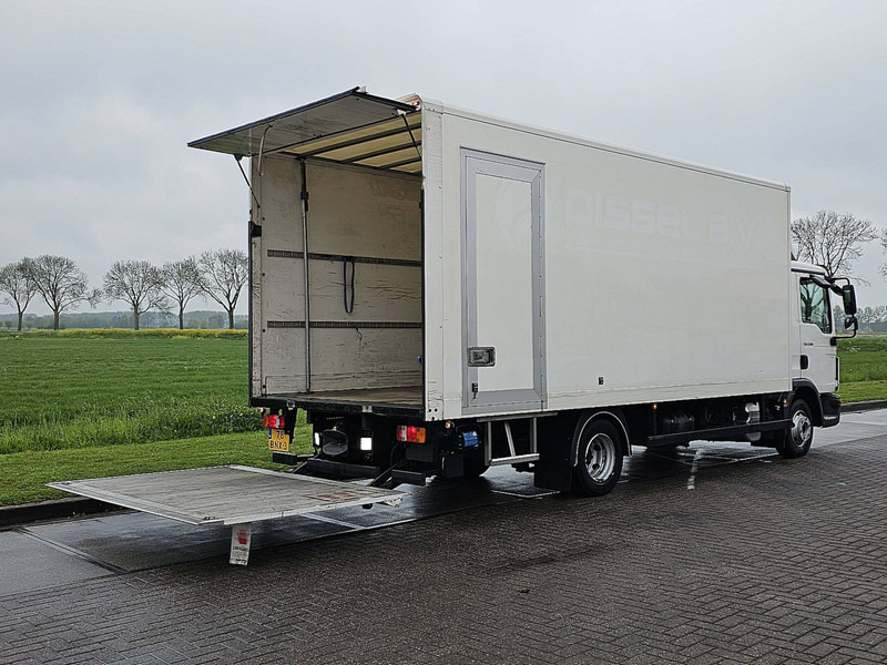 MAN 8.180 TGL SIDE DOOR A/C 3 SEAT - Camión caja cerrada: foto 3 MAN 8.180 TGL SIDE DOOR A/C 3 SEAT - Camión caja cerrada: foto 3