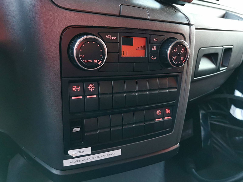Camión caja cerrada, Camión eléctrico MAN E FULL ELECTRIC 20kW 150km range: foto 10