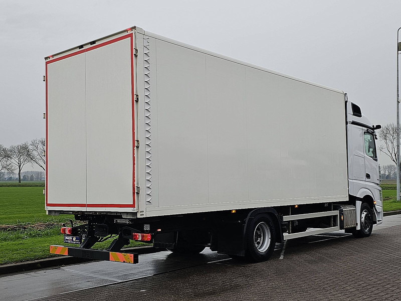 Mercedes-Benz ACTROS 1833 DRIVING SCHOOL 65TKM - Camión caja cerrada: foto 3 Mercedes-Benz ACTROS 1833 DRIVING SCHOOL 65TKM - Camión caja cerrada: foto 3