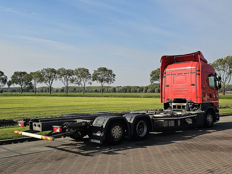 Scania R450 HL 6X2*4 RET. CROWN - Camión portacontenedore/ Intercambiable: foto 3 Scania R450 HL 6X2*4 RET. CROWN - Camión portacontenedore/ Intercambiable: foto 3