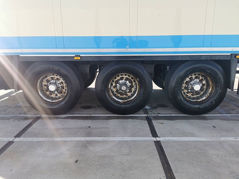 Semirremolque frigorífico Schmitz Cargobull SKO 24 BI-TEMP: foto 9