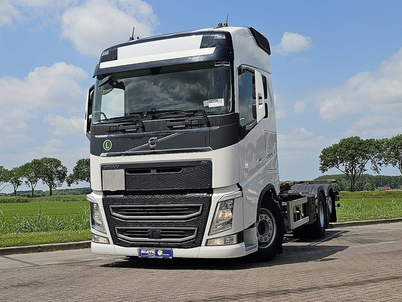 Volvo FH 500 - Camión portacontenedore/ Intercambiable: foto 1 Volvo FH 500 - Camión portacontenedore/ Intercambiable: foto 1