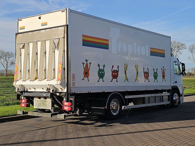 Volvo FM 11.330 3 SEATS LIFT 290TKM - Camión caja cerrada: foto 3 Volvo FM 11.330 3 SEATS LIFT 290TKM - Camión caja cerrada: foto 3