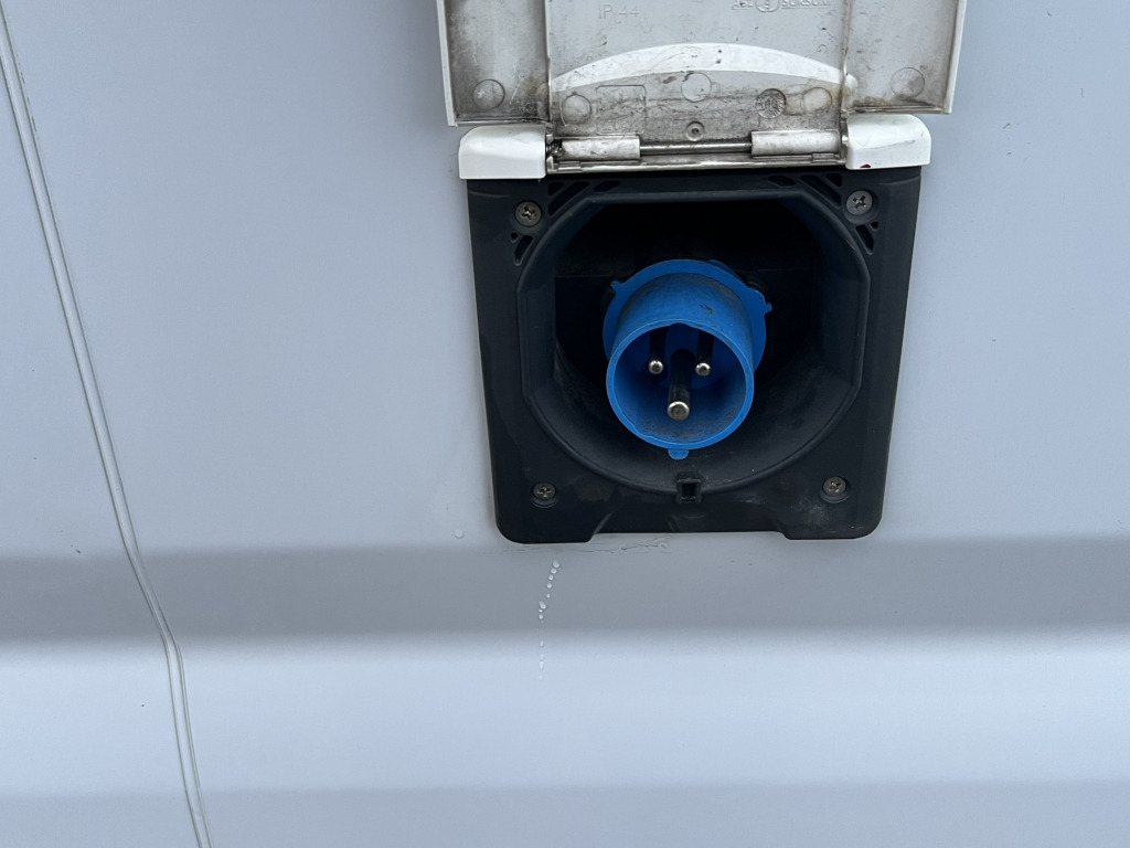 Fiat Ducato 150 L4H2 Carrier Xarios 350 Mt° Tiefkühl - Furgoneta frigorifica: foto 3 Fiat Ducato 150 L4H2 Carrier Xarios 350 Mt° Tiefkühl - Furgoneta frigorifica: foto 3