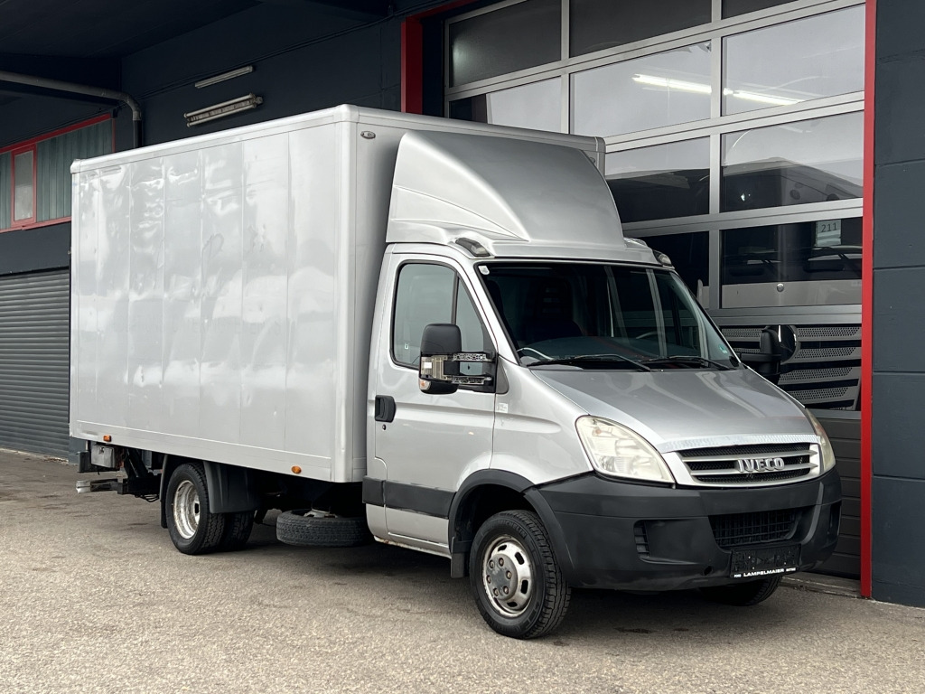 Iveco Daily 35C18 3.0 Euro4 Tempomat 4,15m Koffer+ LBW - Furgoneta caja cerrada: foto 1 Iveco Daily 35C18 3.0 Euro4 Tempomat 4,15m Koffer+ LBW - Furgoneta caja cerrada: foto 1