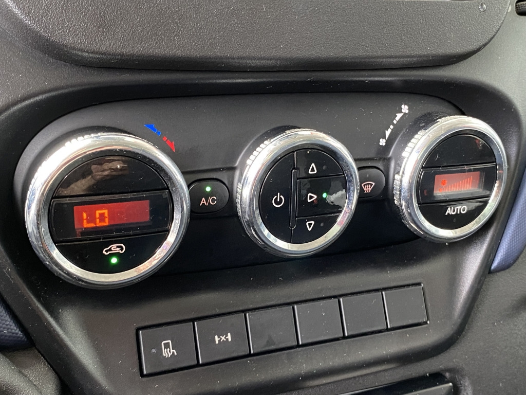 Iveco Daily 65C21 3,6m P+P+LBW Klima Automat. Webasto - Furgoneta con caja de lona: foto 3 Iveco Daily 65C21 3,6m P+P+LBW Klima Automat. Webasto - Furgoneta con caja de lona: foto 3
