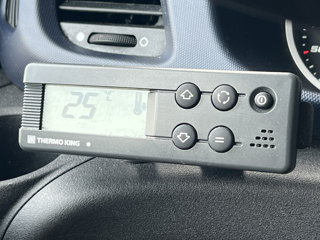 Iveco Daily 70C18 72C18 Klimaut. Thermo King V-500 MAX - Furgoneta frigorifica: foto 5 Iveco Daily 70C18 72C18 Klimaut. Thermo King V-500 MAX - Furgoneta frigorifica: foto 5