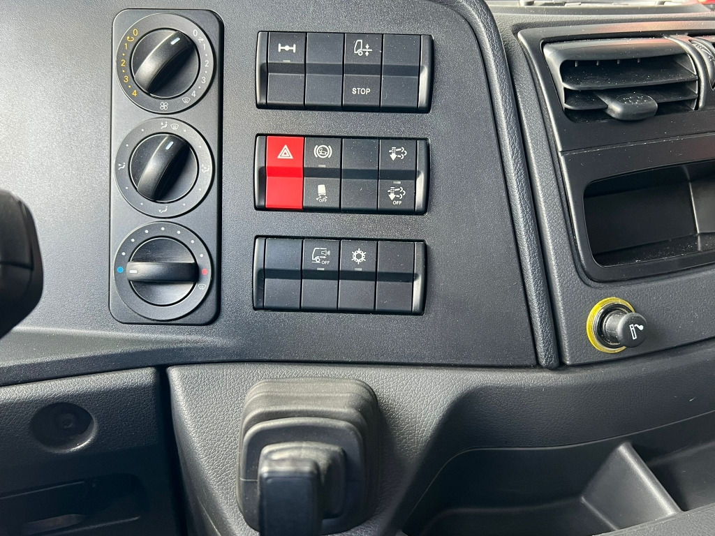 Furgoneta con caja de lona Mercedes-Benz Atego 823 Euro6 Klima 6,1m P+P AHK Orig. 164.tkm: foto 14