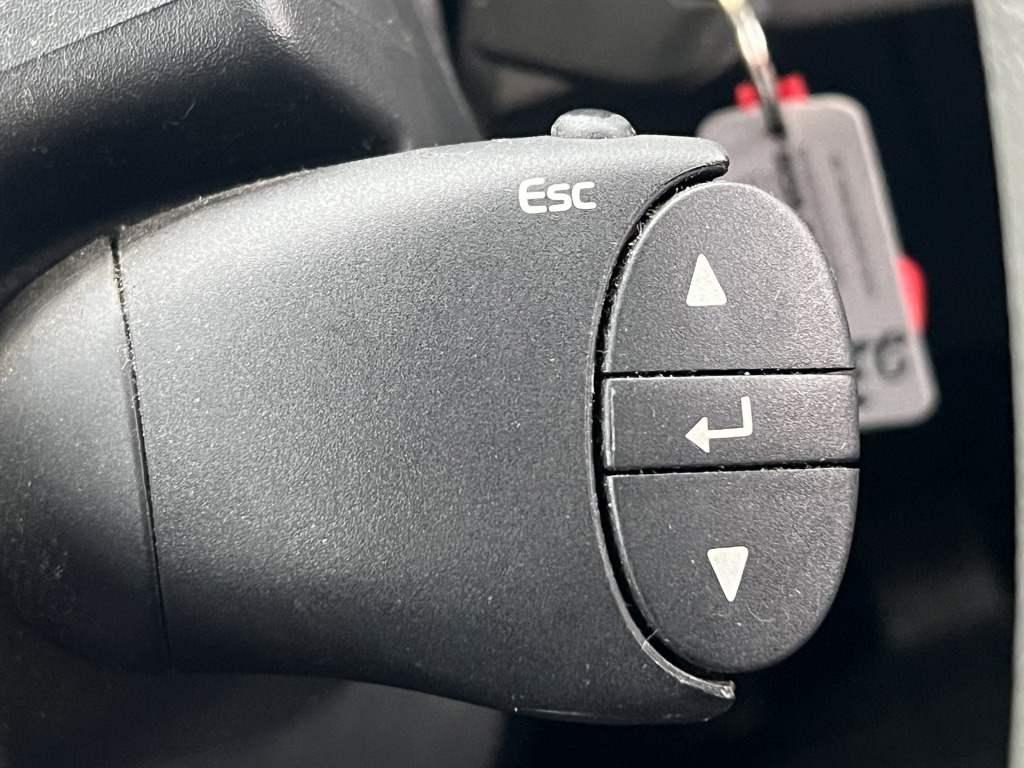 Volvo FL 260 7,2m LBW Klima Tempomat AHK Orig. 125'km - Camión lona: foto 4 Volvo FL 260 7,2m LBW Klima Tempomat AHK Orig. 125'km - Camión lona: foto 4