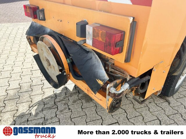KIEFER HY 1251 / 4x4 Bokimobil, Winterdienst - Barredora vial: foto 3 KIEFER HY 1251 / 4x4 Bokimobil, Winterdienst - Barredora vial: foto 3