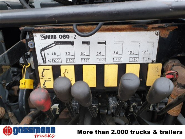 MAN 14.152 F 4x2 BB mit Kran Hiab 060-2 - Camión multibasculante, Camión grúa: foto 5 MAN 14.152 F 4x2 BB mit Kran Hiab 060-2 - Camión multibasculante, Camión grúa: foto 5
