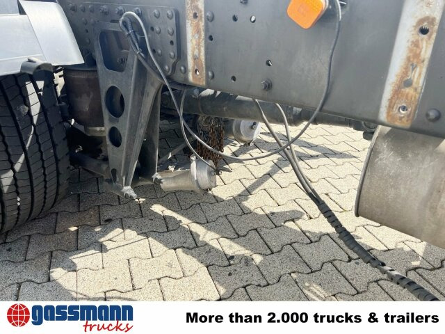 MAN 25/18.284 6x2-4 LL, Retarder, Lenkachse - Camión chasis: foto 2 MAN 25/18.284 6x2-4 LL, Retarder, Lenkachse - Camión chasis: foto 2