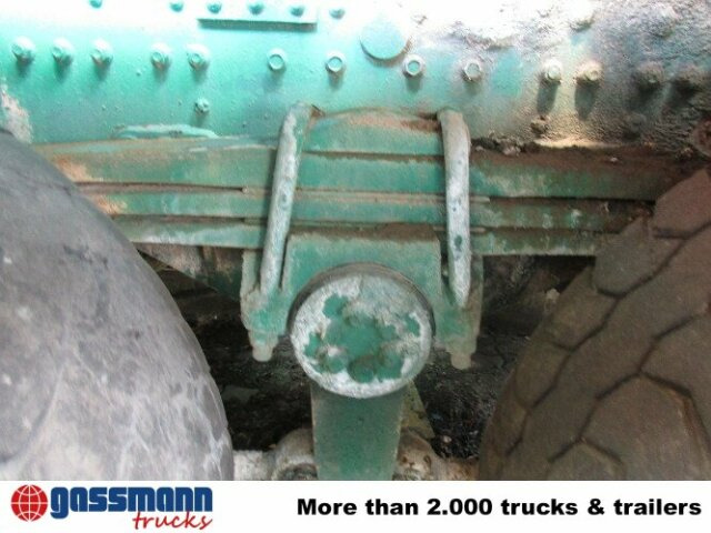 MAN 33.292 8x4 BB, 6-Zylinder - Camión hormigonera con bomba: foto 3 MAN 33.292 8x4 BB, 6-Zylinder - Camión hormigonera con bomba: foto 3