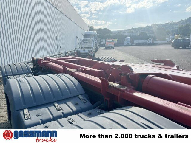 MAN TGA 25.530 8x4-4 BL, Lift-/Lenkachse - Camión multibasculante: foto 2 MAN TGA 25.530 8x4-4 BL, Lift-/Lenkachse - Camión multibasculante: foto 2