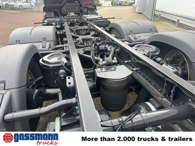 MAN TGS 26.440 6x2-4 LL CH, Lenk-/Liftachse, Navi, - Camión chasis: foto 4 MAN TGS 26.440 6x2-4 LL CH, Lenk-/Liftachse, Navi, - Camión chasis: foto 4