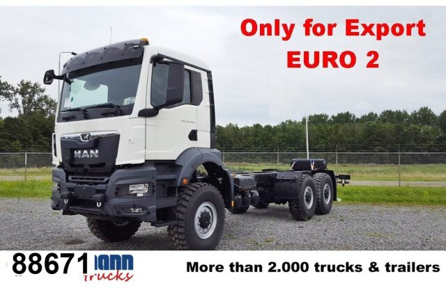 MAN TGS 33.440 6x6 BB CH, Euro2, Einzelbereifung - Camión chasis: foto 1 MAN TGS 33.440 6x6 BB CH, Euro2, Einzelbereifung - Camión chasis: foto 1