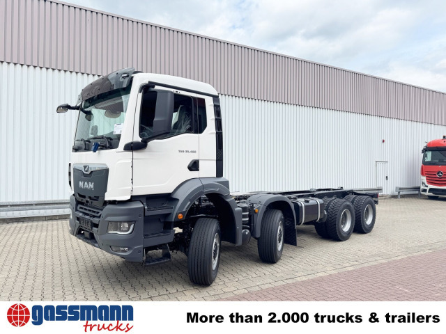 Camión multibasculante nuevo MAN TGS 35.480 8x8 BB CH, Hohe Bauart, Nebenantrieb: foto 8 Camión multibasculante nuevo MAN TGS 35.480 8x8 BB CH, Hohe Bauart, Nebenantrieb: foto 8