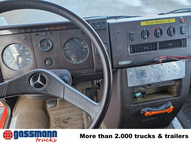 Mercedes-Benz 711 D 4x2 Doka, LF 8 - Camión de bomberos: foto 4 Mercedes-Benz 711 D 4x2 Doka, LF 8 - Camión de bomberos: foto 4