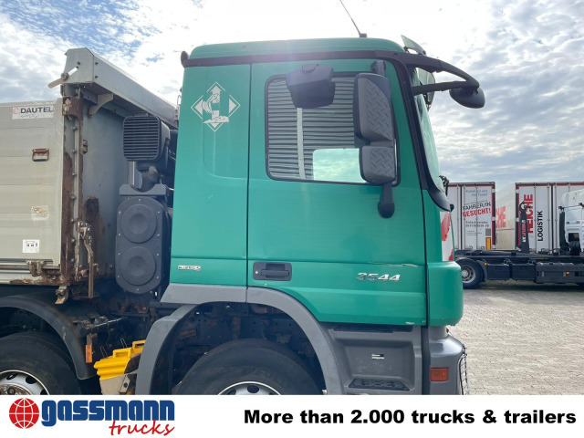 Mercedes-Benz Actros MP III 3544/8x4/4, 3 Pedale - Camión volquete: foto 2 Mercedes-Benz Actros MP III 3544/8x4/4, 3 Pedale - Camión volquete: foto 2