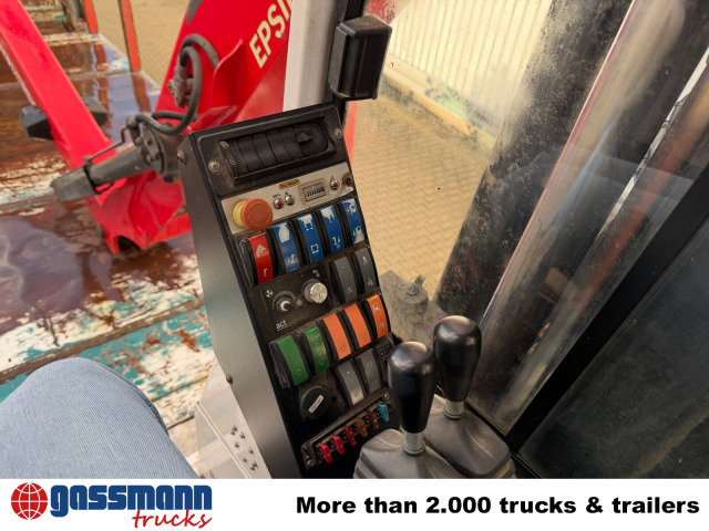 Mercedes-Benz Arocs 2648 6x4 mit Heckkran Epsilon M12Z83, - Camión forestal, Camión grúa: foto 4 Mercedes-Benz Arocs 2648 6x4 mit Heckkran Epsilon M12Z83, - Camión forestal, Camión grúa: foto 4