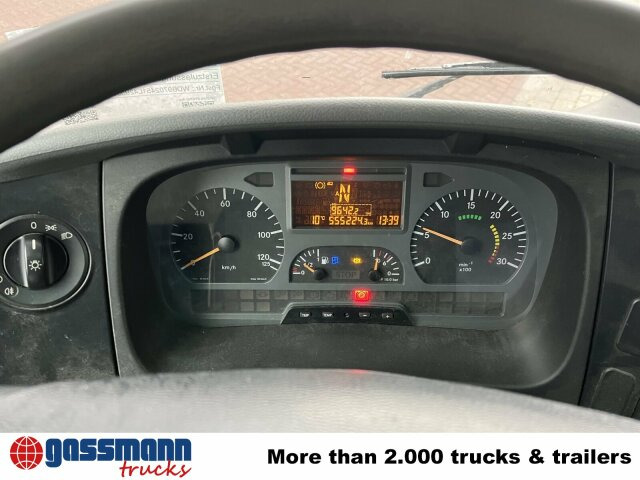 Mercedes-Benz Atego 1018 L 4x2 mit MBB LBW - Camión caja cerrada: foto 5 Mercedes-Benz Atego 1018 L 4x2 mit MBB LBW - Camión caja cerrada: foto 5