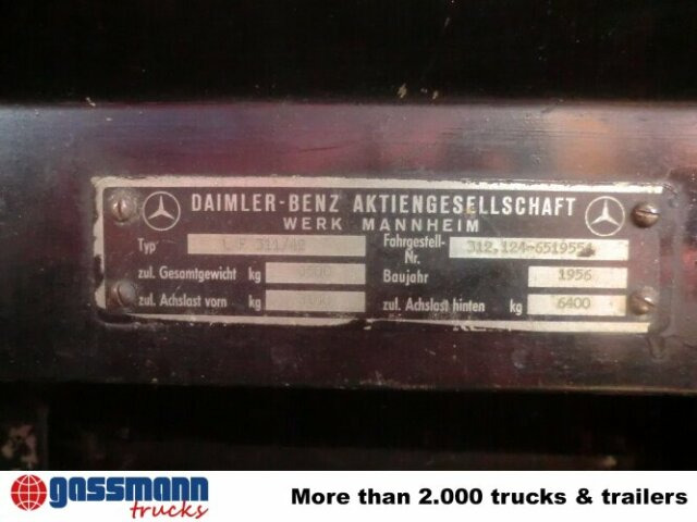 Mercedes-Benz LAF 311 4x4 LF16, Feuerwehr - Camión de bomberos: foto 3 Mercedes-Benz LAF 311 4x4 LF16, Feuerwehr - Camión de bomberos: foto 3