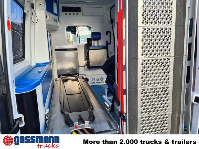 Mercedes-Benz Sprinter 313 CDI 4x2, EEV, Krankenwagen - Furgón: foto 4 Mercedes-Benz Sprinter 313 CDI 4x2, EEV, Krankenwagen - Furgón: foto 4