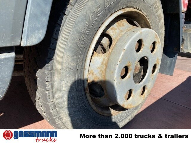 Mitsubishi Canter Fuso 7C15D 4x2, Wasserschaden! - Carrocería basculante: foto 4 Mitsubishi Canter Fuso 7C15D 4x2, Wasserschaden! - Carrocería basculante: foto 4