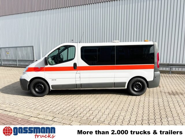Renault Trafik 2.0 dCi115 4x2, Krankentransporter - Ambulancia: foto 4 Renault Trafik 2.0 dCi115 4x2, Krankentransporter - Ambulancia: foto 4