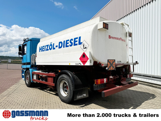 Tankaufbau ca. 13.350l, 2 Kammern - Camión cisterna: foto 2 Tankaufbau ca. 13.350l, 2 Kammern - Camión cisterna: foto 2