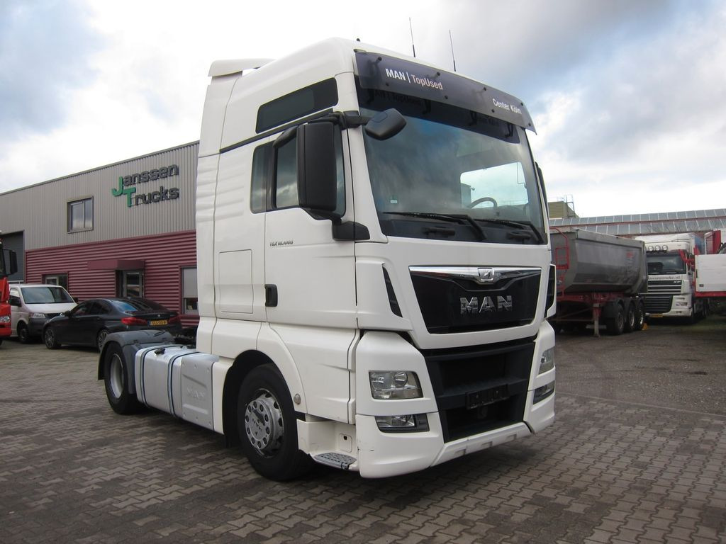 MAN TGX 18 440 XXL Retarder E6 730tkm 2xTank - Cabeza tractora: foto 1 MAN TGX 18 440 XXL Retarder E6 730tkm 2xTank - Cabeza tractora: foto 1