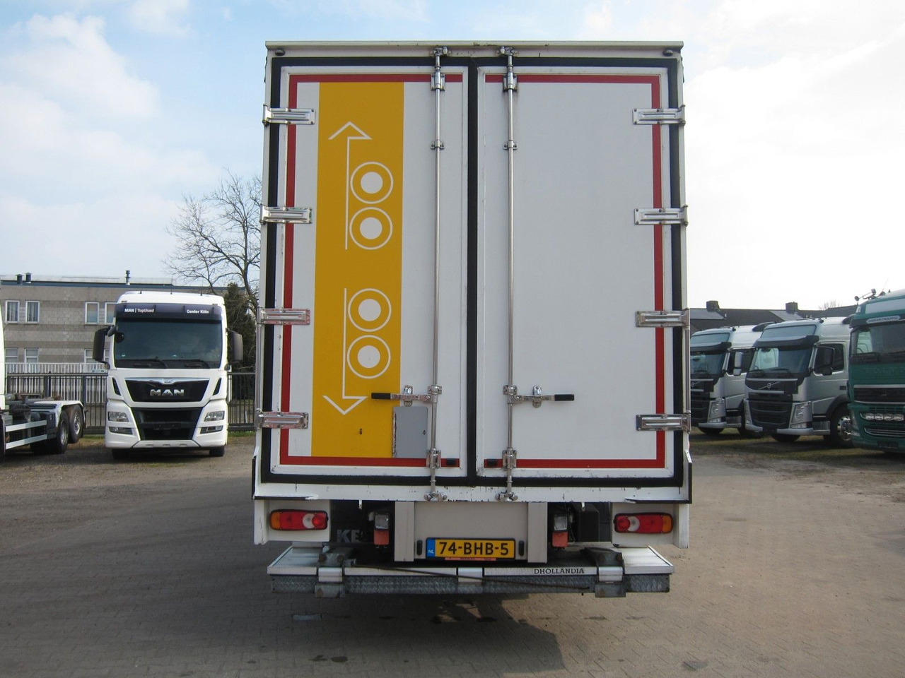 Renault D16-240 Schiebeplane Türen Faltbare LBW E6 Top! - Camión lona: foto 4 Renault D16-240 Schiebeplane Türen Faltbare LBW E6 Top! - Camión lona: foto 4