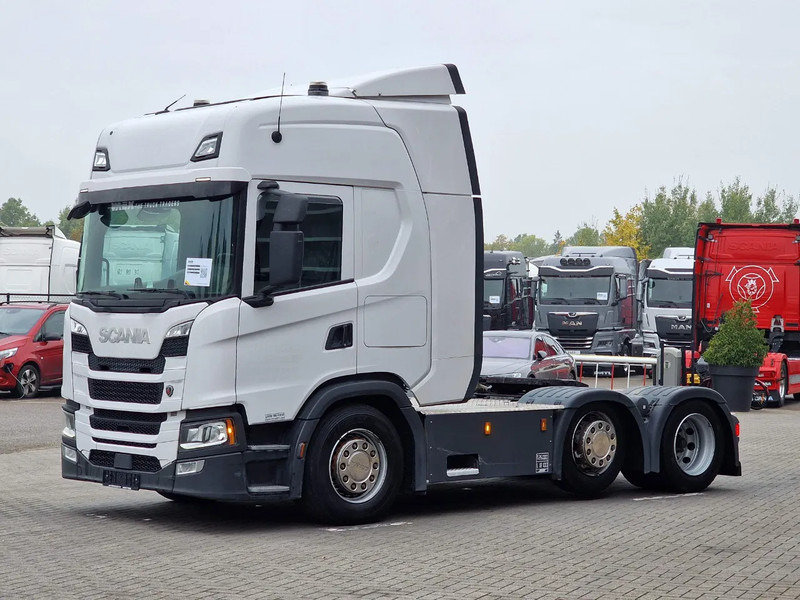 Scania G450 NGS Highline 6x2/4 - Steering - Euro 6 - Led - Leather - Chassis cover - Cabeza tractora: foto 3 Scania G450 NGS Highline 6x2/4 - Steering - Euro 6 - Led - Leather - Chassis cover - Cabeza tractora: foto 3