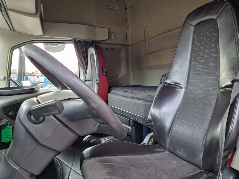 Leasing de Volvo FH 13.500 Globetrotter 6x2 - PTO/Hydraulic - 3.00 WB - Full air - Volvo FH 13.500 Globetrotter 6x2 - PTO/Hydraulic - 3.00 WB - Full air -: foto 10